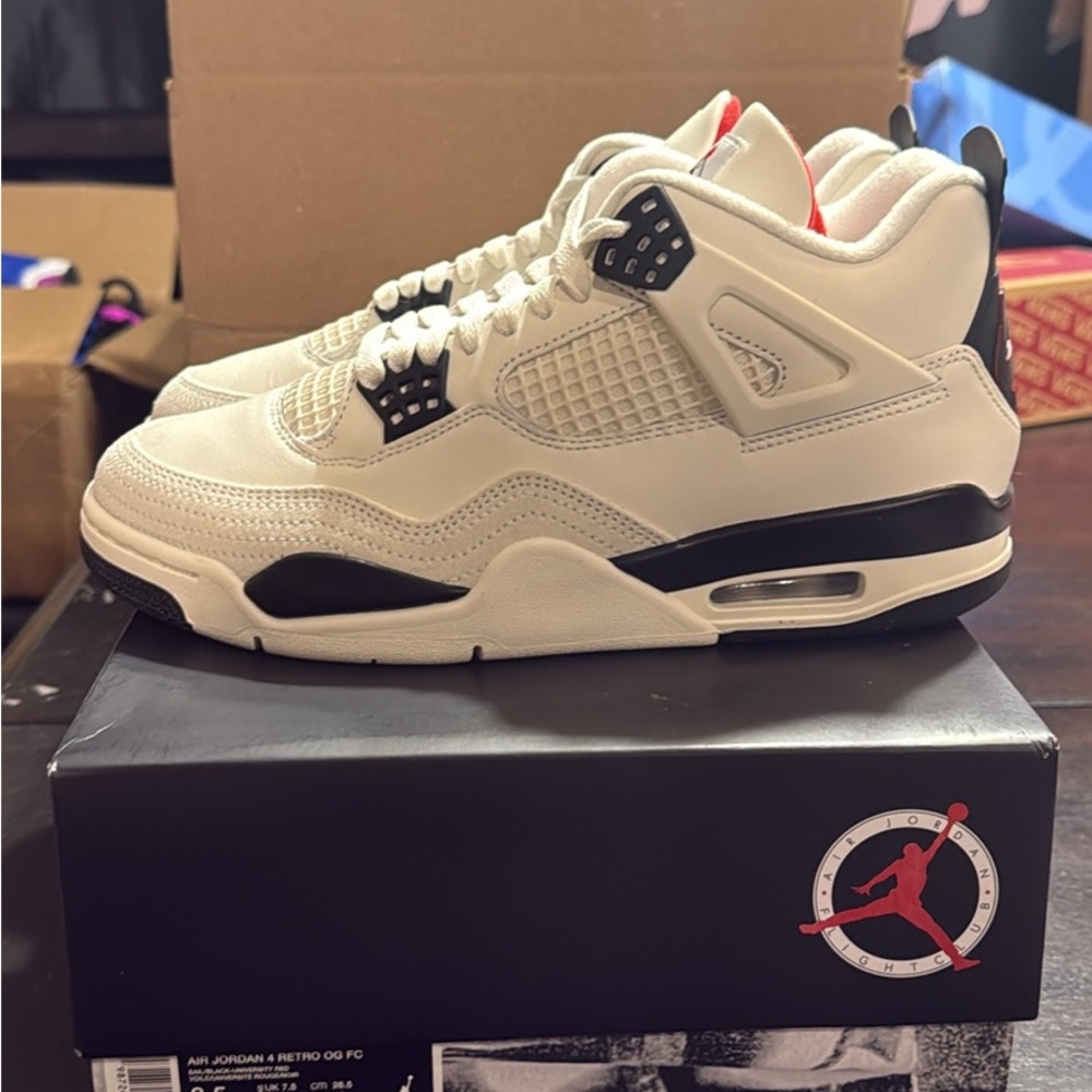 Brand new Air Jordan 4 Flight Club size 11.5  men